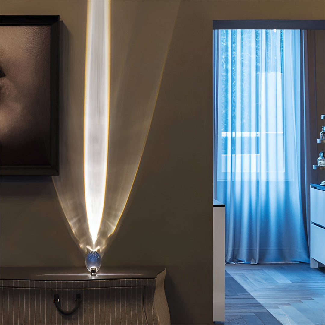 Prismatische LED projectielamp Lunara voor een magische sfeer.
