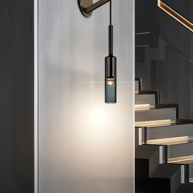 Orvane minimalistische wandlamp met elegant rookglas, ideaal voor moderne interieurs en sfeervolle verlichting.