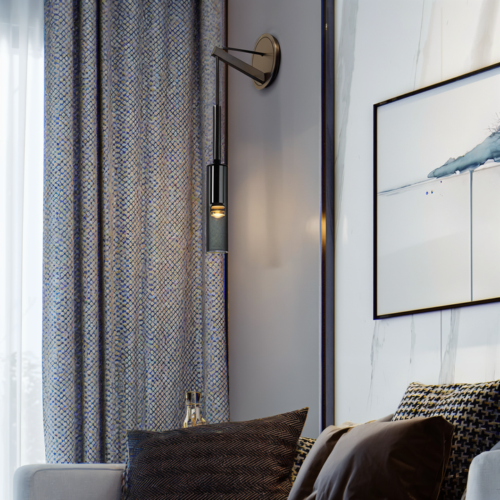 Moderne Orvane wandlamp, strak design met rookglas en led, ideaal voor eigentijdse interieurs.
