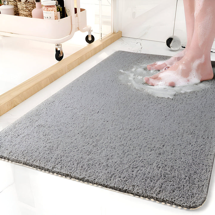 Ervaar een veilige douche-ervaring met deze antislip PVC mat. Voorkomt uitglijden en biedt extra comfort.
