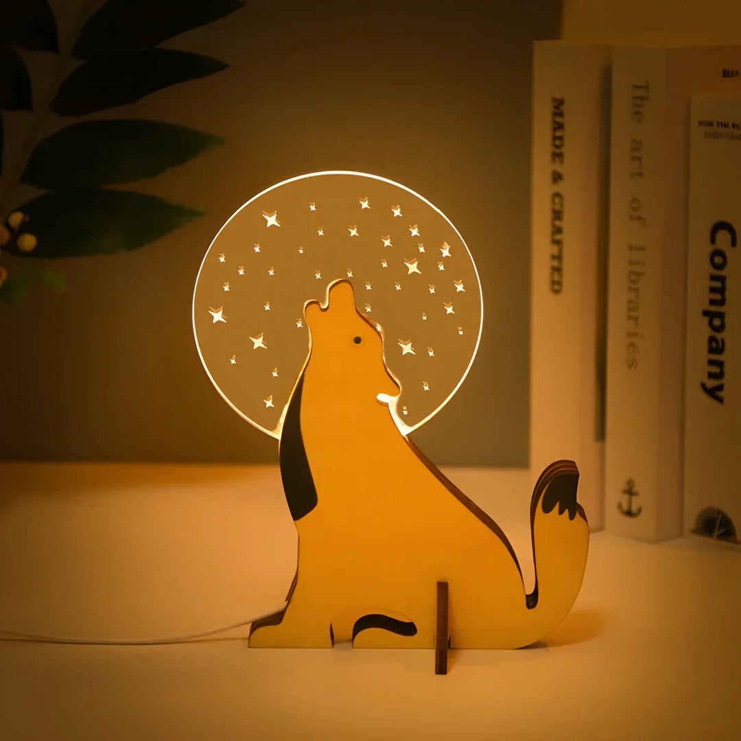 Sfeervol houten nachtlampje in dierendesign, LED verlichting en kinder decoratie voor een rustgevende slaap.