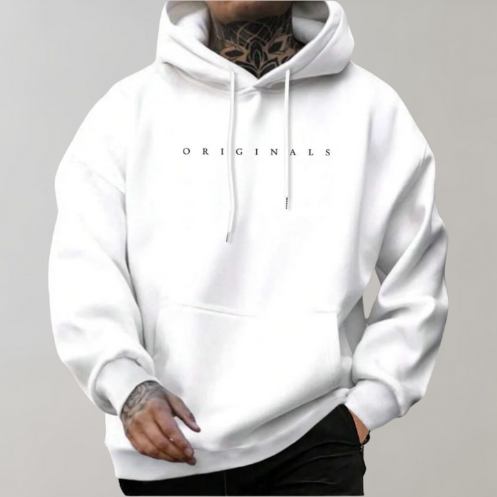 Witte heren hoodie met moderne tekstprint, comfortabel en stijlvol voor casual streetwear. Ontspannen pasvorm pullover.