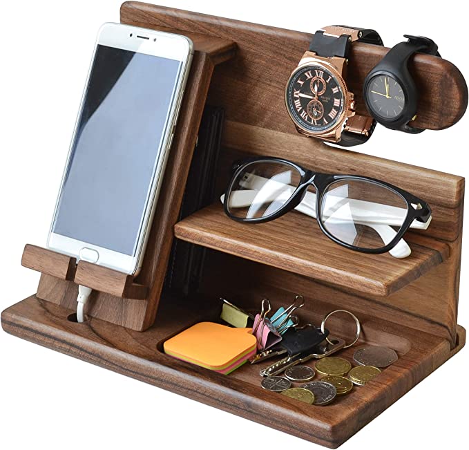 Houten telefoonhouder en bureau organizer voor essentieel opberggemak, gemaakt van duurzaam hout.