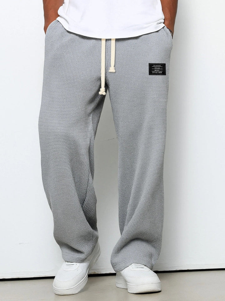 Veelzijdige heren comfortbroek Noah, geschikt voor thuis of casual uitjes. Ontspannen pasvorm.