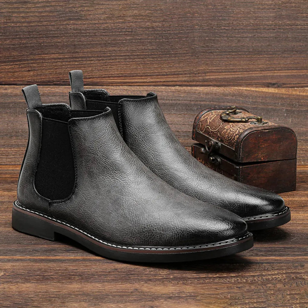 Casual bruine heren Chelsea boots, comfortabele enkellaarzen met een tijdloos design.
