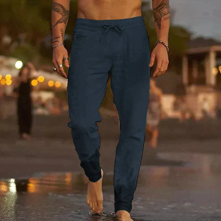 Lichtgewicht heren zomerbroek, ademend en comfortabel. Stijlvolle casual herenbroek voor warme dagen.