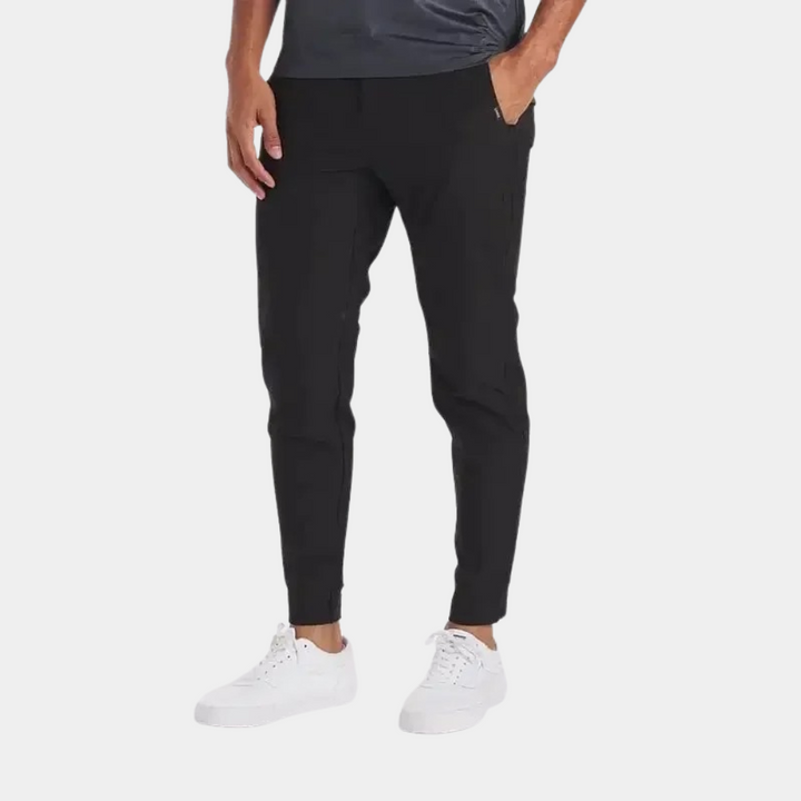 Comfortabele heren stretchbroek, waterafstotend en winddicht. Ideaal voor dagelijks gebruik en avontuur.