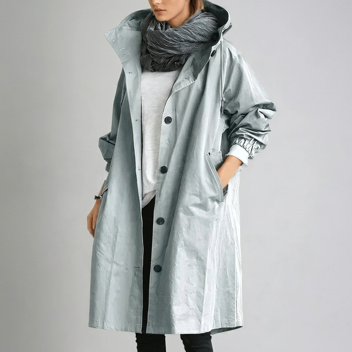 Comfortabele lichtgewicht damesjas met capuchon, waterdicht en stijlvol. Essentieel voor wintermode.