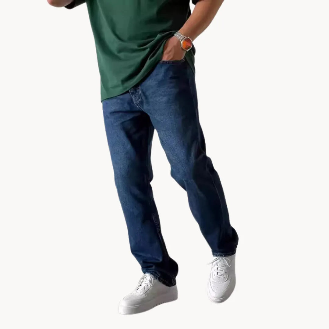 Heren straight fit jeans voor dagelijks comfort. Moderne pasvorm, ideaal voor elke man.