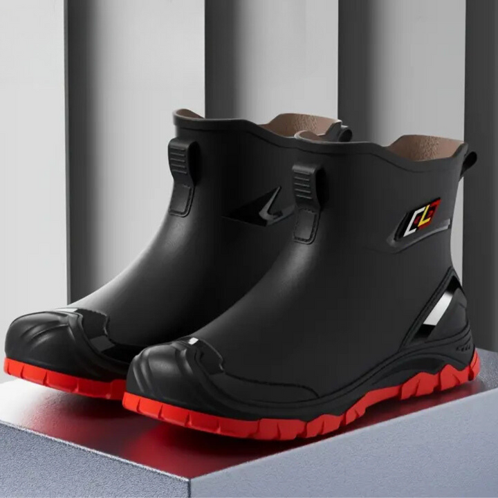 Zwarte Felix winterlaarzen voor heren met stevige grip, ideaal voor koud weer en outdooractiviteiten.