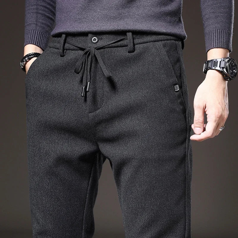 Casual stijlvolle herenbroek, een slim fit jogger die comfort en modern design combineert voor elke dag.