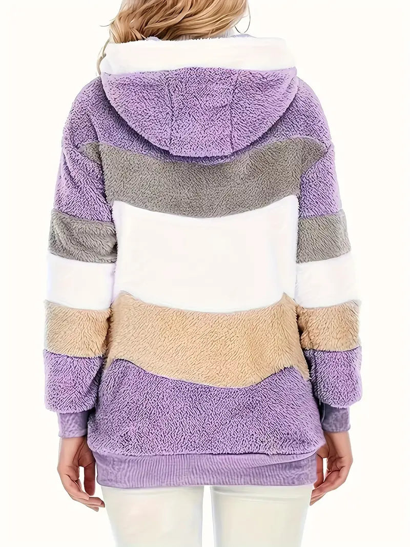 Marineblauwe warme damesjas Layla met capuchon, mid-lengte, ideaal voor de winter.