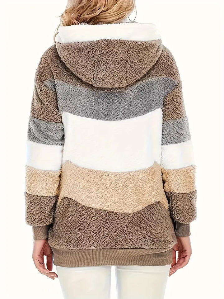 Marineblauwe Layla dames winterjas met capuchon, mid-lengte, comfortabel voor de stad.