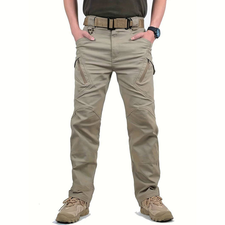 Comfortabele en robuuste Hoymans herencargobroek met stretch; perfect als werkbroek of outdoorbroek.