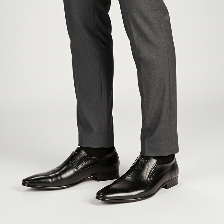 Moderne herenschoenen in bruin PU, elegant en comfortabel, essentieel voor een stijlvolle look van de moderne man.