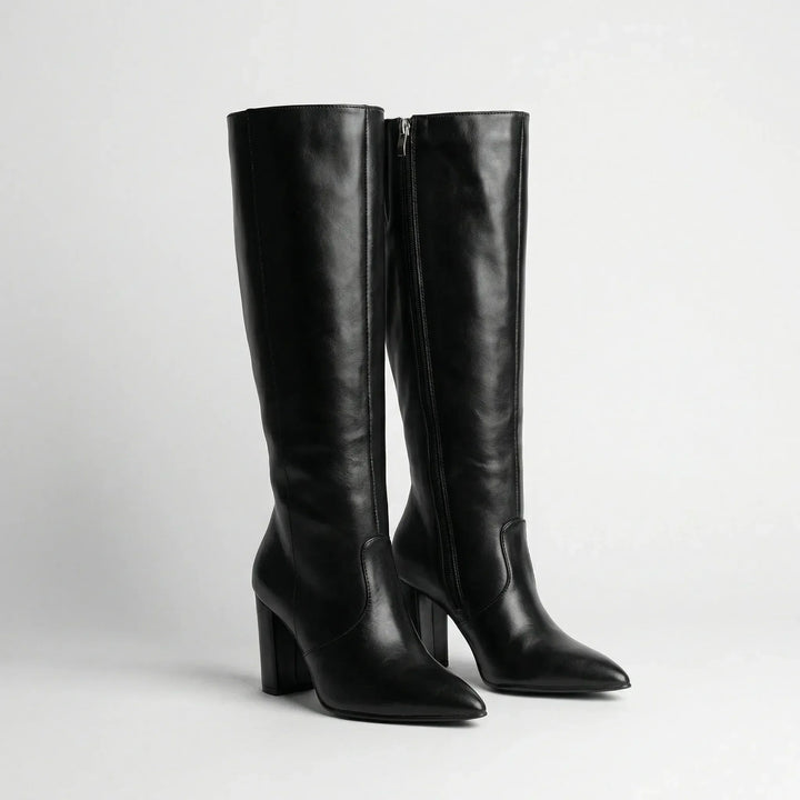 Modieuze dames kniehoge laarzen met blokhak, verkrijgbaar in bruin en zwart, voor elke outfit.