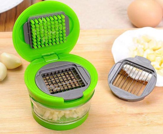 Robuuste knoflookpers, essentieel keukengerei voor koken. Maak culinaire gerechten moeiteloos en snel.