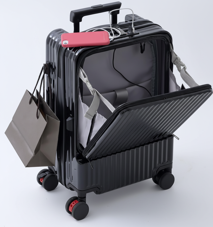 Duurzame trolley koffer FlexiCase, perfect voor zakenreis of weekendtrip, met handige wielen en USB-aansluiting.