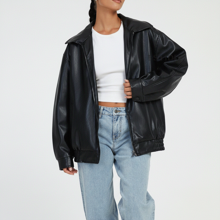 Elegant kunstleder damesjack Stella, perfect als motorjack of trendy outwear voor de stad.