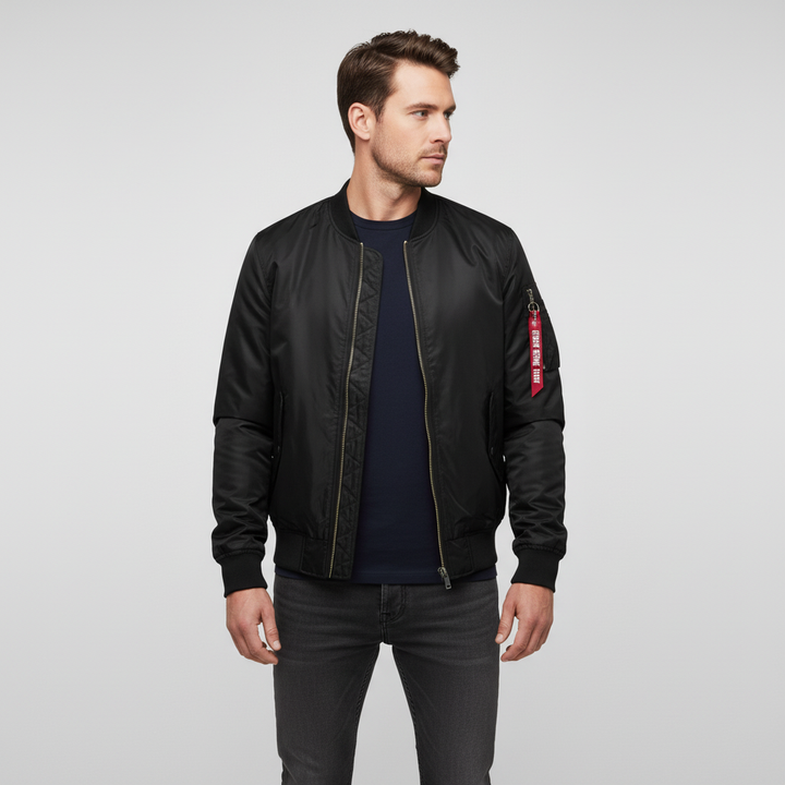Stijlvol zwart heren bomberjack "Joey" met warme voering, perfect als korte tussenjas voor herfst/winter.