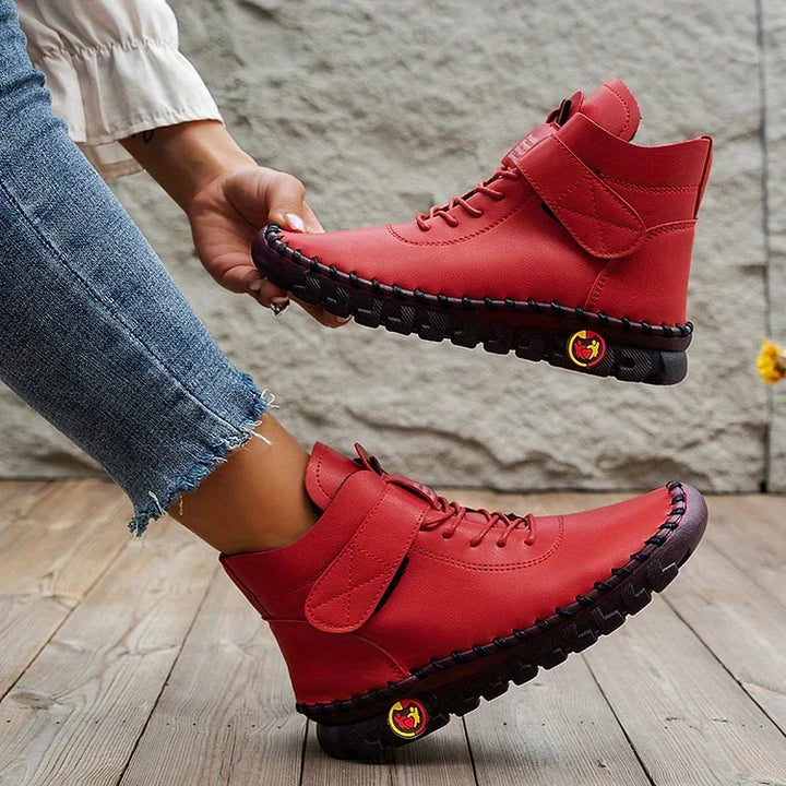 Dames veterschoenen, warm gevoerd en comfortabel, ontworpen voor dagelijks comfort en stijl in de winter.