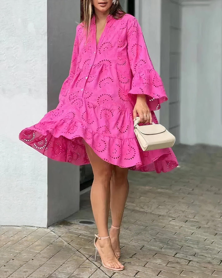Comfortabele zomerjurk Sarah met kraag en V-hals voor dames, ideaal voor een casual look.