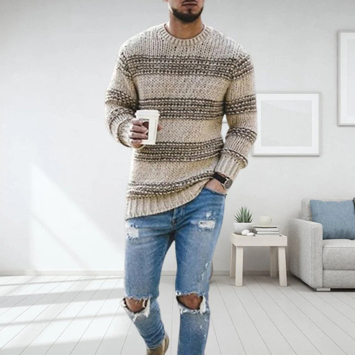 Comfortabele heren gebreide trui in een stijlvolle pullover-look, ideaal voor casual dagelijkse wintermode.