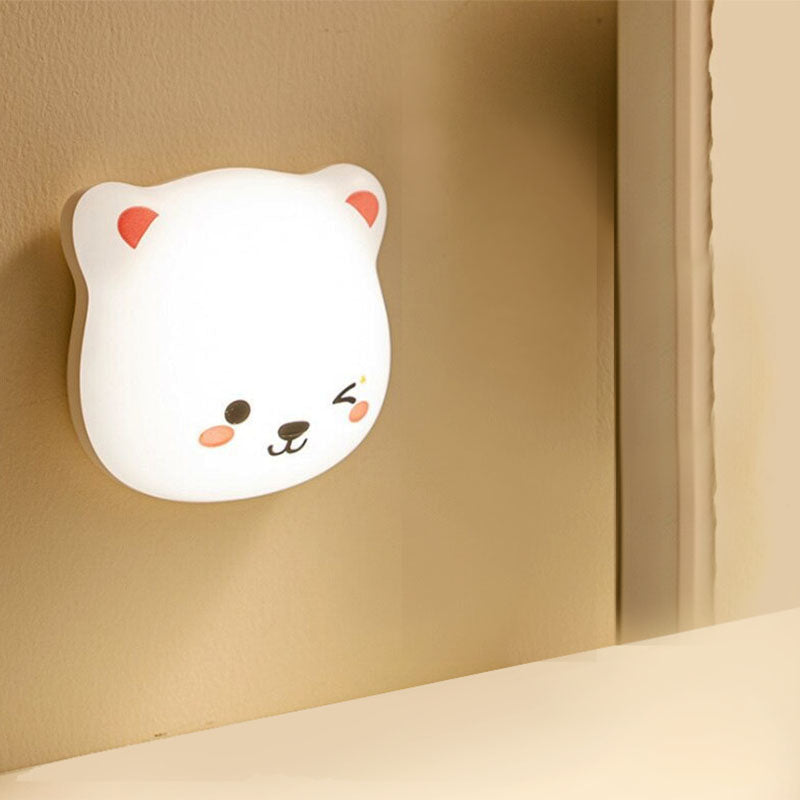 Kindvriendelijk beer nachtlampje met touch sensor. Zachte LED lamp voor veilige kinderkamer verlichting.