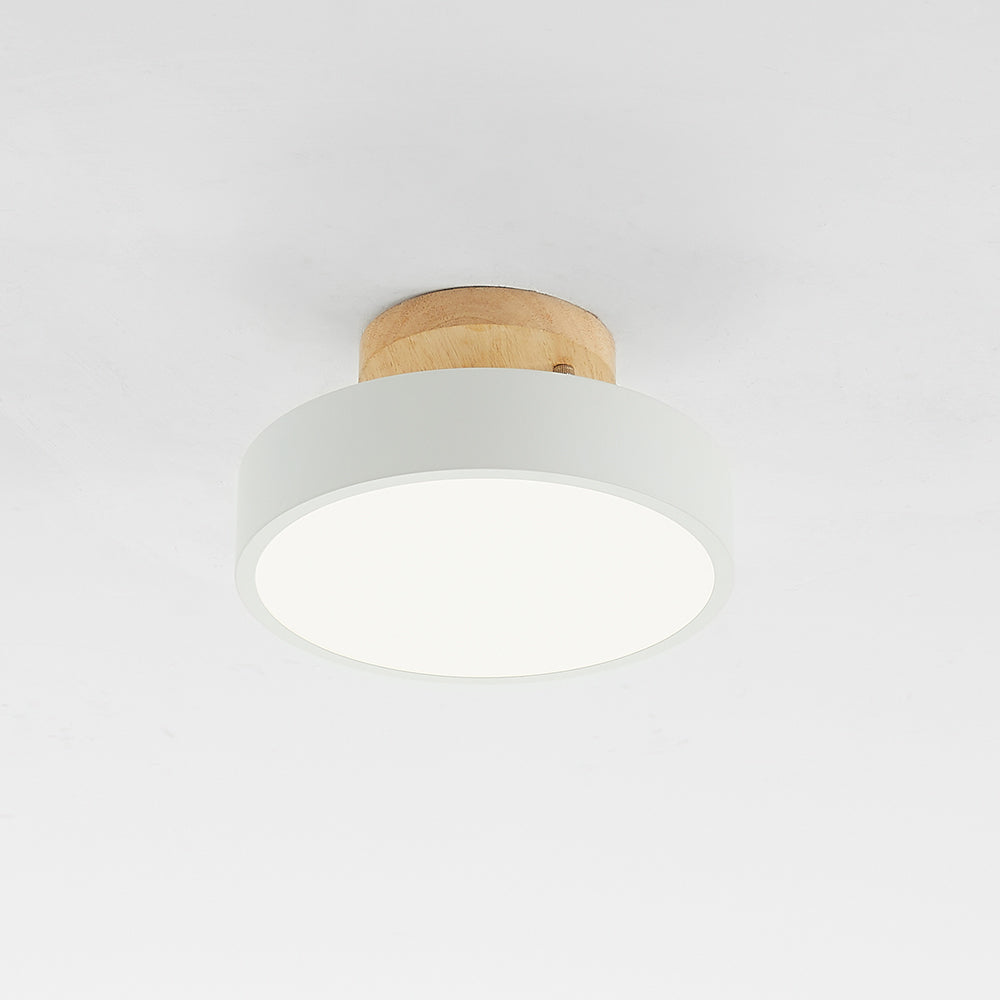 Stijlvolle 36W dimbare LED plafondlamp, wit met hout, voor een tijdloze inrichting.