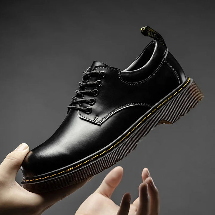 Stijlvolle heren veterlaarzen, perfect voor zakelijk én casual. Klassiek design, comfortabel en duurzaam.