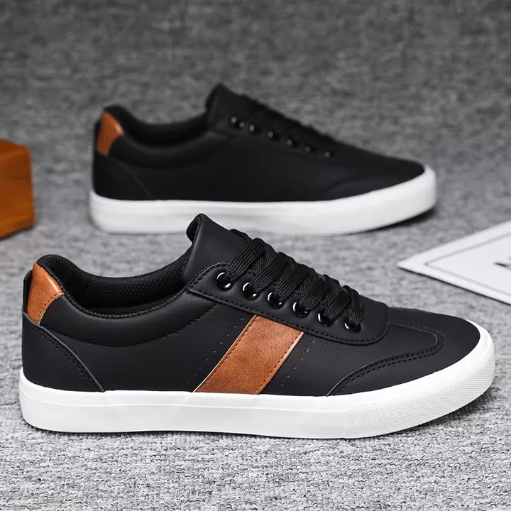 Dagelijkse heren vetersneakers, casual met stijlvol accent, zorgen voor ultiem comfort en trendy look.