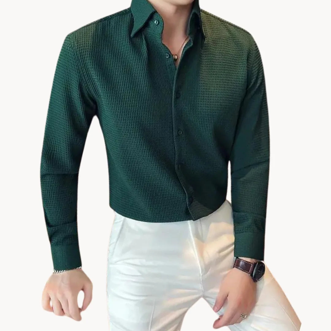 Wit slim fit heren overhemd met lange mouwen, perfect voor zakelijke of casual gelegenheden.