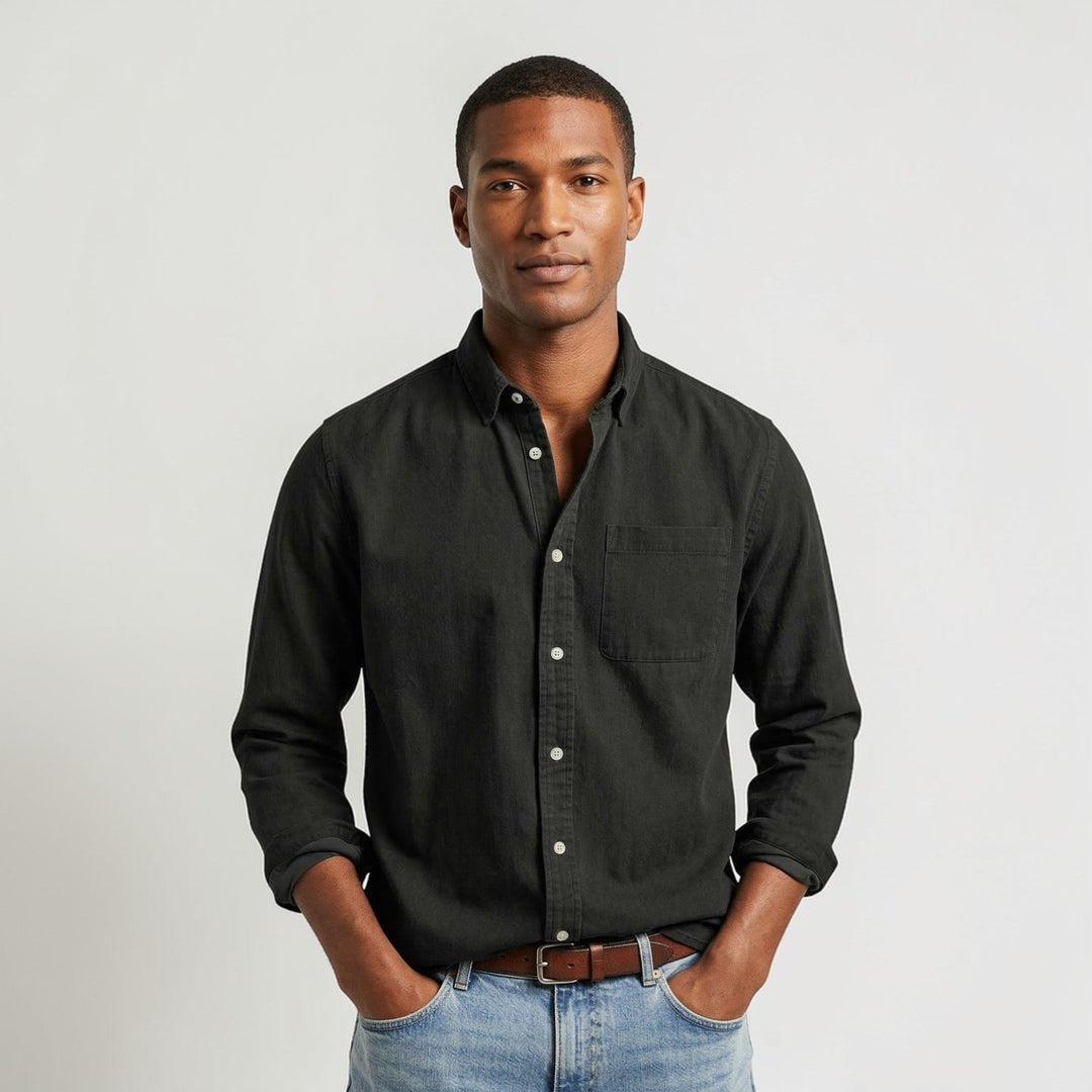 Heren polo met lange mouwen in zachte stof, een stijlvol button-down shirt voor optimaal draagcomfort.