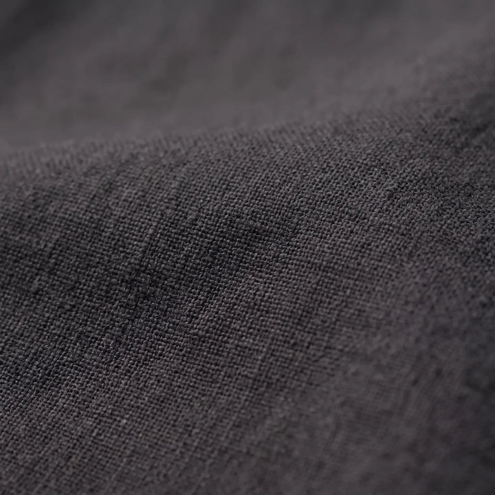 Stijlvolle heren pantalons met rechte pijpen, perfect voor een ontspannen casual zomerlook.
