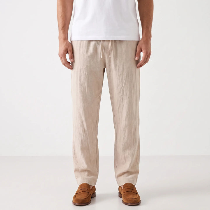 Lange herenbroek, lichtgewicht en ademend, perfect als comfortabele vakantiebroek voor mannen.