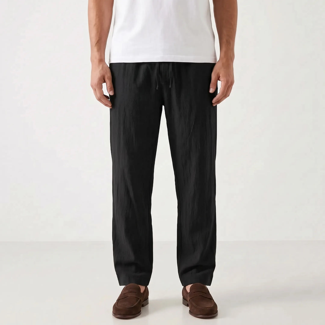 Veelzijdige herenbroek voor de zomer, combineert comfort met een eigentijdse casual en ademende look.