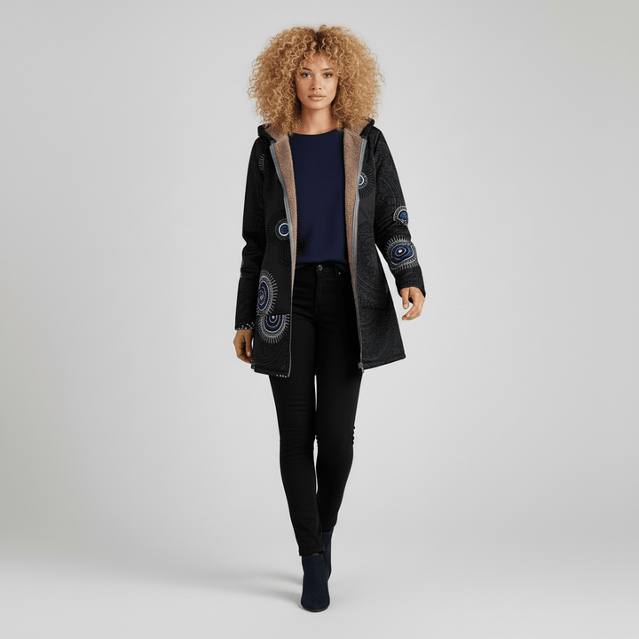 Bordeauxrode retro stijl lange getailleerde damesjas met capuchon, warme en trendy jas.