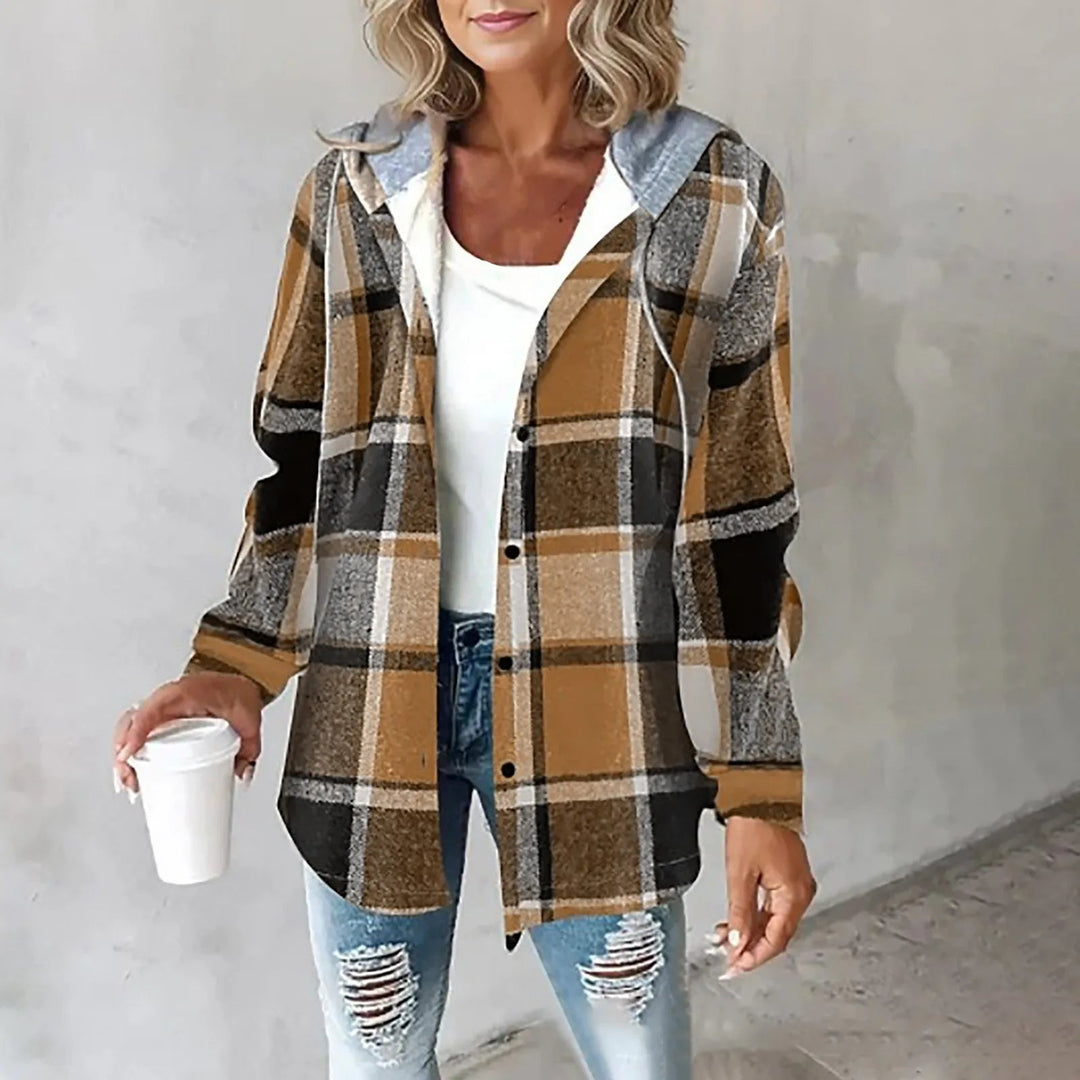 Trendy dames geruite overhemdjas Claire met capuchon. Casual jas voor een comfortabele en stijlvolle lente/herfst look.