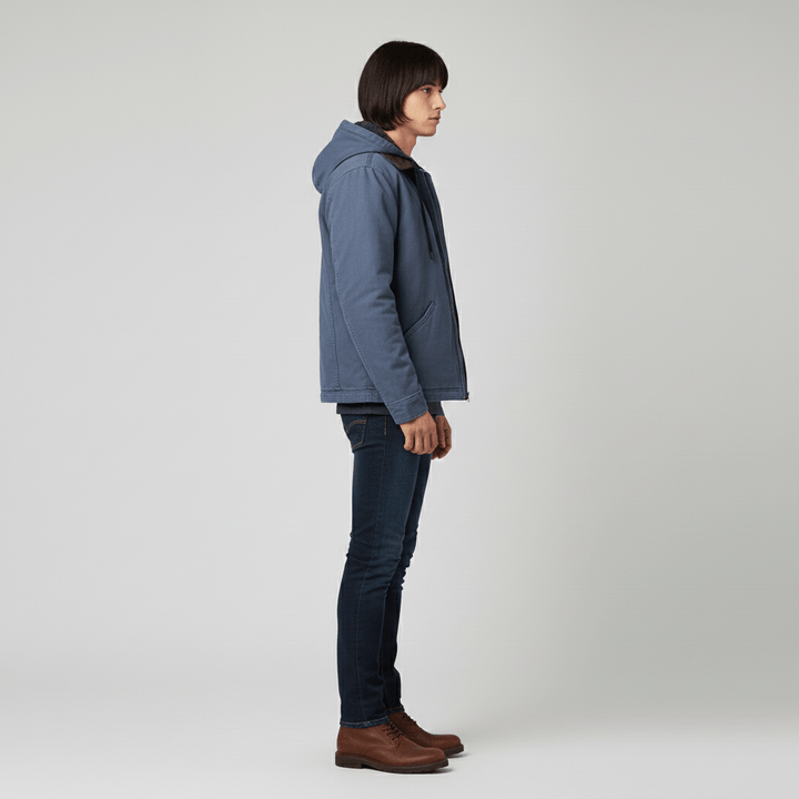 Vooraanzicht van een Luke heren casual hoodie jas, ideaal voor laagjes over een T-shirt.