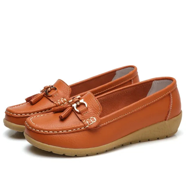 Bruine casual Gemma mocassins voor dames, platte schoenen met antislip zool en voetondersteuning.
