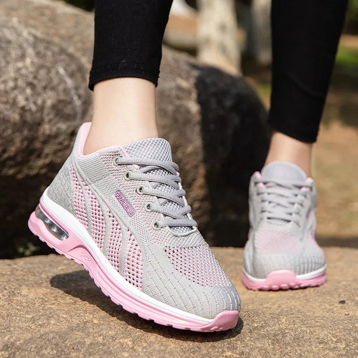 Lichtgewicht dames sneaker Gina met zachte voering, ideaal voor langdurig draagcomfort.