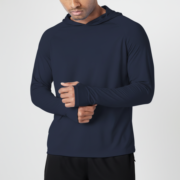 Essentiële heren zomer hoodie, UV-beschermend en ademend voor comfort in de zon.