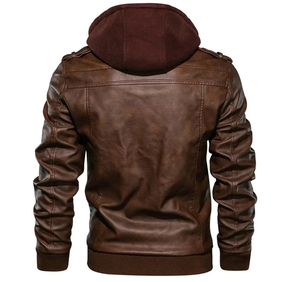 Bruine leren motorjas voor heren met capuchon. Robuuste, winddichte bovenkleding voor een stoere en stijlvolle look.