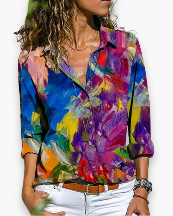 Ademende damesblouse met elegante snit, luchtig en comfortabel voor elke zomerse gelegenheid.