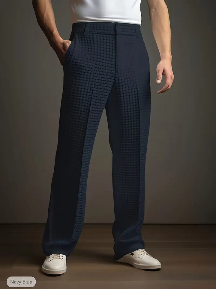 Casual herenbroek met rechte pijpen. Perfect voor een relaxte, maar stijlvolle look. Ademend & comfortabel.