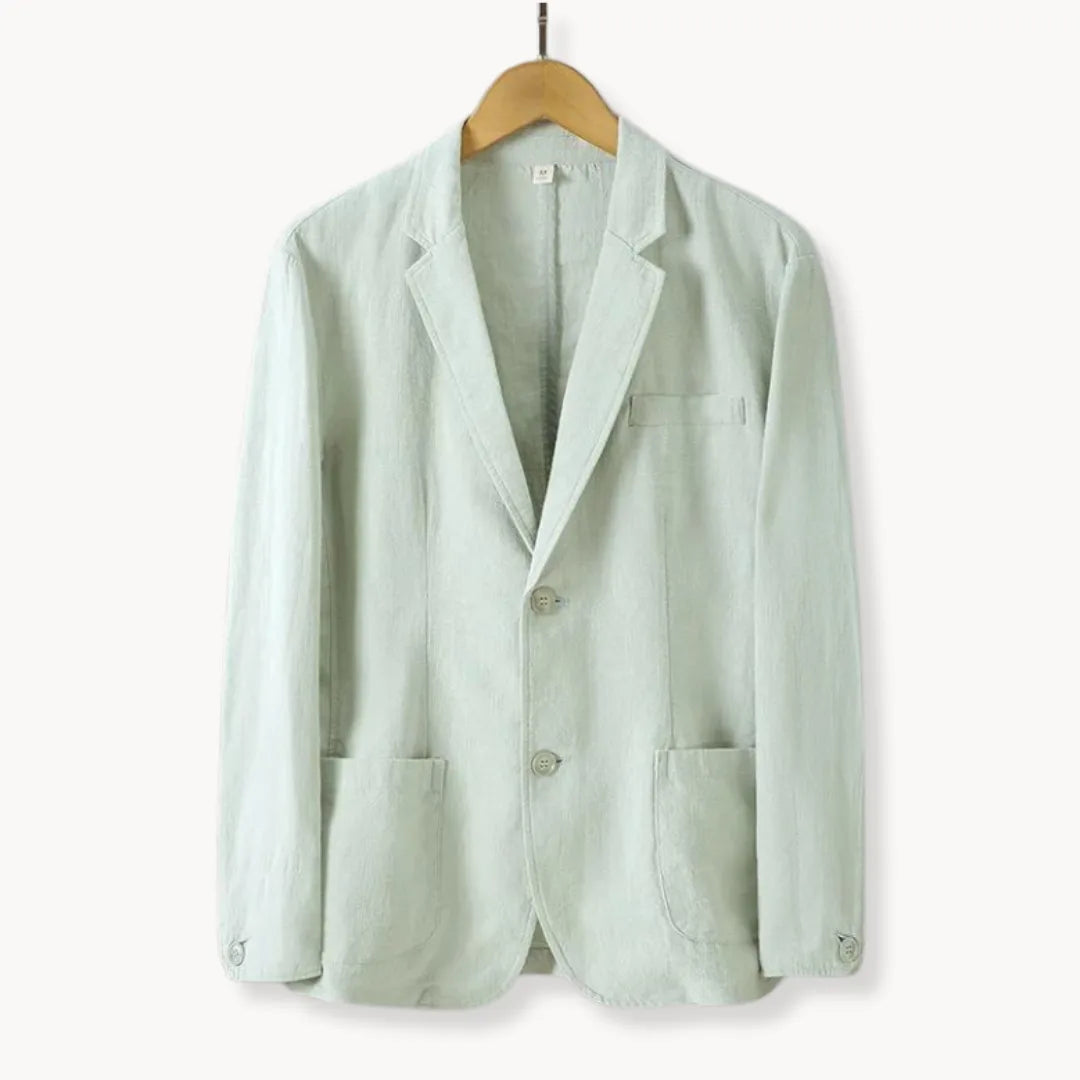Moderne linnen herenblazer met verfijnde reverskraag en praktische zakken, voor een eigentijdse look.