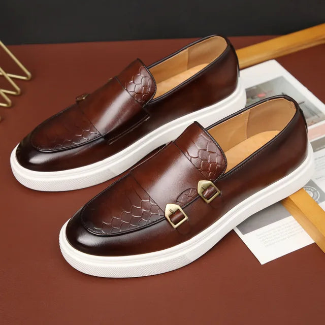 Comfortabele en tijdloze heren loafers met gesp. Perfecte instappers voor een stijlvolle, zowel zakelijke als casual look.