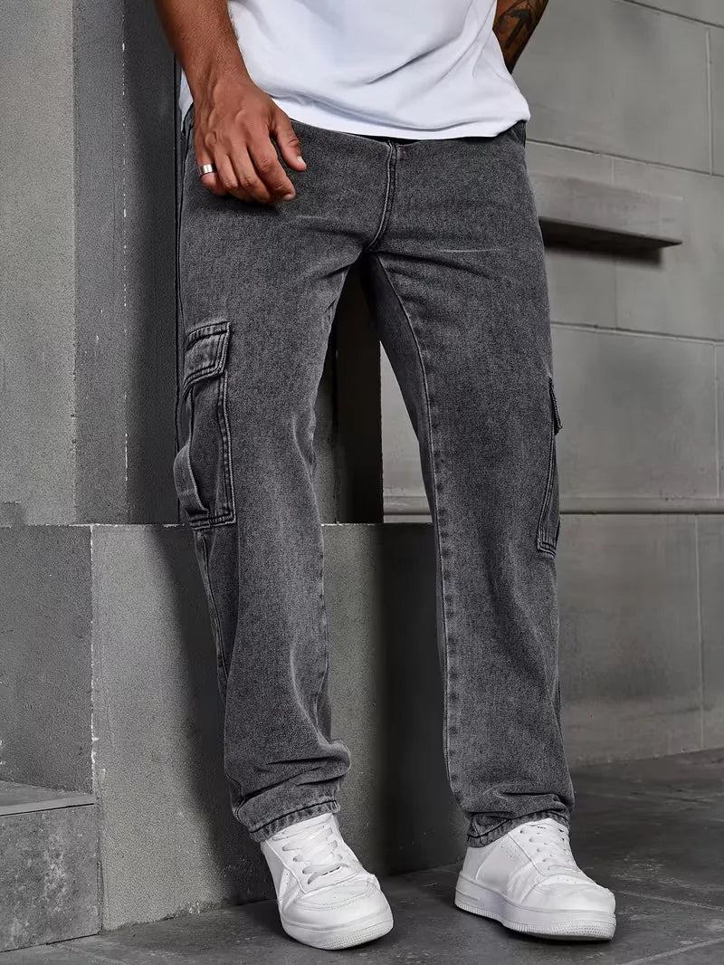 Blauwe heren loose fit cargo broek met rechte pijp, ideaal voor streetwear en dagelijks comfort.