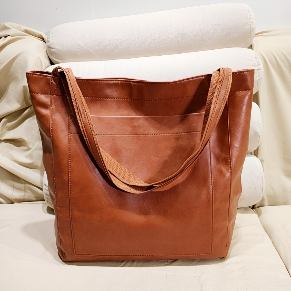 Luxe dames schoudertas tote, elegant en ruim. Stijlvolle handtas en mode accessoire voor vrouwen, ideaal voor dagelijks gebruik.