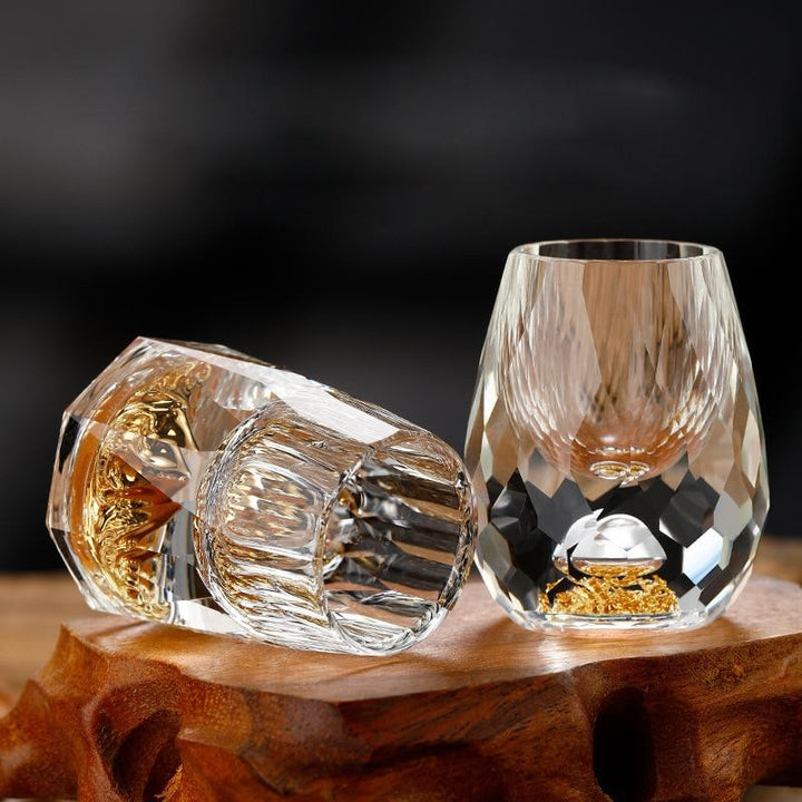 Mooie drankglazen van kristalglas, een luxe cadeau voor de huisbar of als feestartikelen.